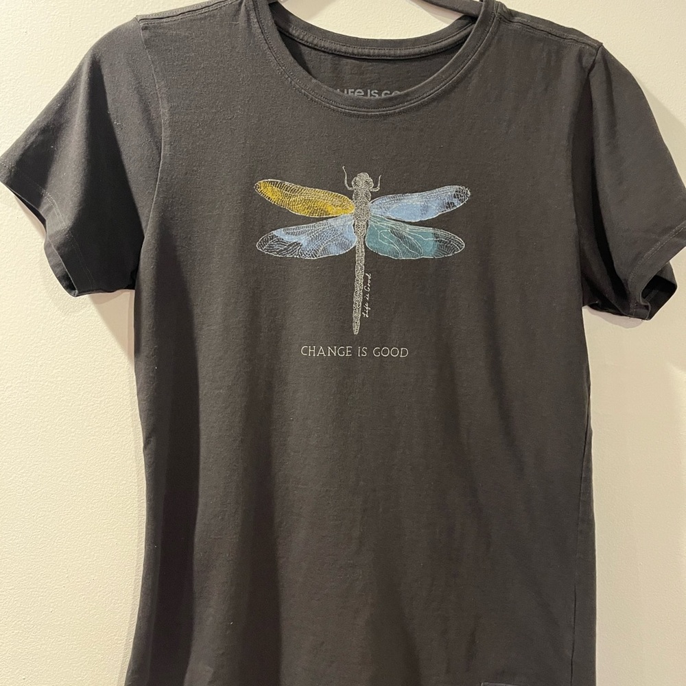 Life Is Good Black Tee with Multicolor Dragonfly